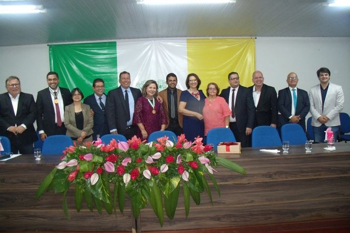 Câmara Municipal de Arapiraca concede Comendas Manoel André a vereadora de Maceió, Tereza Nelma e ao Coordenador da Pastoral da Pessoa Idosa, Crismédio Vieira