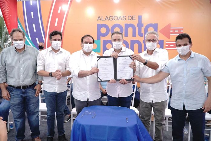 Pavimentação asfáltica na Vila Aparecida vai mudar realidade de mais de 20 mil moradores na região