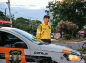 Agentes de trânsito vão orientar motoristas.