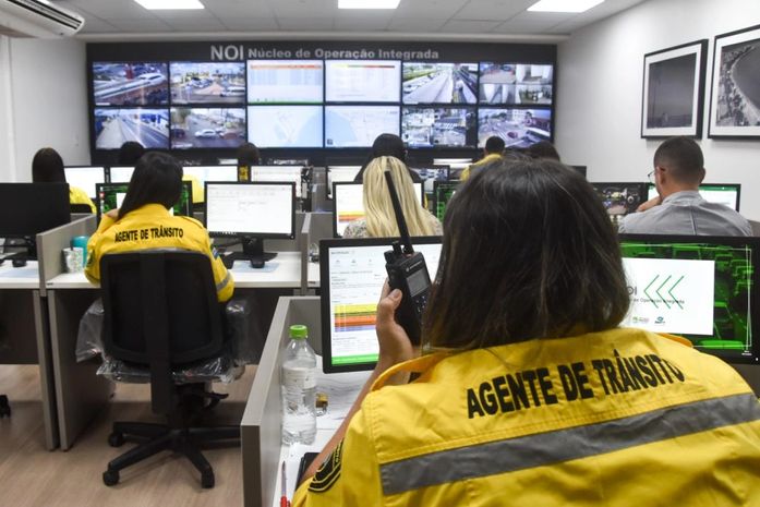 Sala de Monitoramento da Superintendência Municipal de Transportes e Trânsito (SMTT)