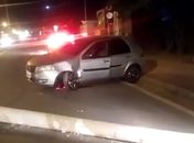 Veículo derrubou poste na parte alta de Maceió.