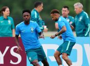 Com dúvida na direita, Brasil encerra preparação para encarar Escócia