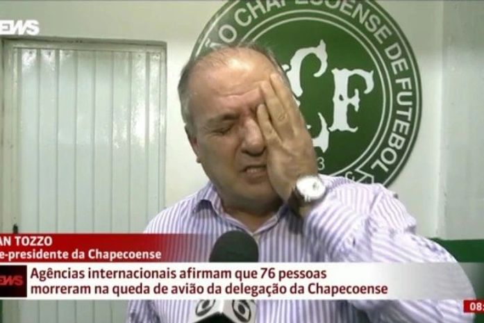 Ivan Tozzo, vice-presidente da Chapecoense, chorou demais ao falar da tragédia