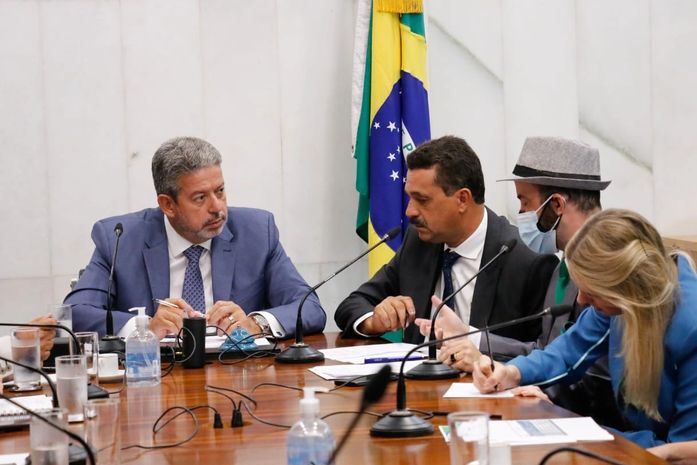 Em reunião com Arthur Lira em Brasília, presidente do Conagreste, Marlan Ferreira, reforça estratégias para viabilizar políticas públicas via consórcio para os Municípios