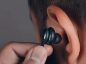 Uso excessivo de fones ameaça a saúde auditiva, alerta especialista