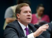 “Só 15% aplicados e a violência avança”: Marx cobra ação do governo federal e reforça compromisso no combate à violência contra a mulher e ao feminicídio