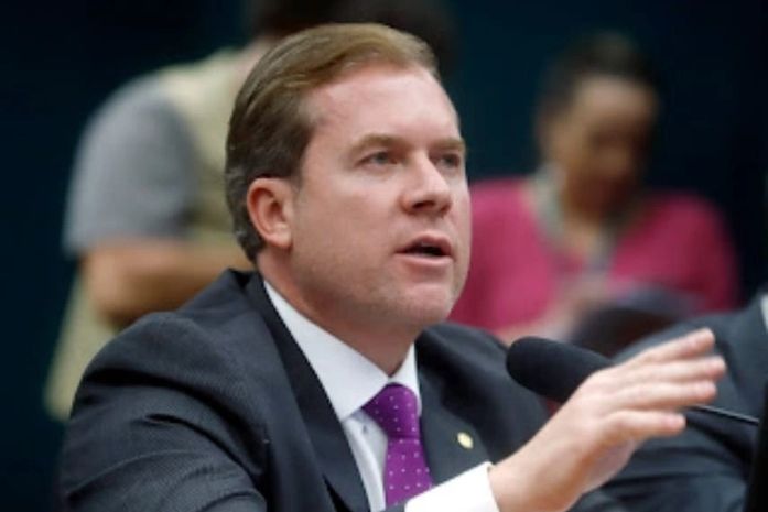 “Só 15% aplicados e a violência avança”: Marx cobra ação do governo federal e reforça compromisso no combate à violência contra a mulher e ao feminicídio