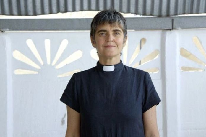 “Se em nome de Cristo eles destroem terreiros, em nome de Cristo nós vamos reconstruir"- afirma a pastora evangélica.