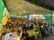 Arena Branquinha reúne centenas de pessoas na estreia do Brasil na Copa do Mundo