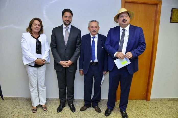 Ministro das Cidades garante a retomada do conjunto Edson Novaes, em Rio Largo