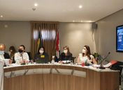 Sob o comando da deputada Fátima Canuto, audiência pública discute autonomia da gestante e direito à cesariana