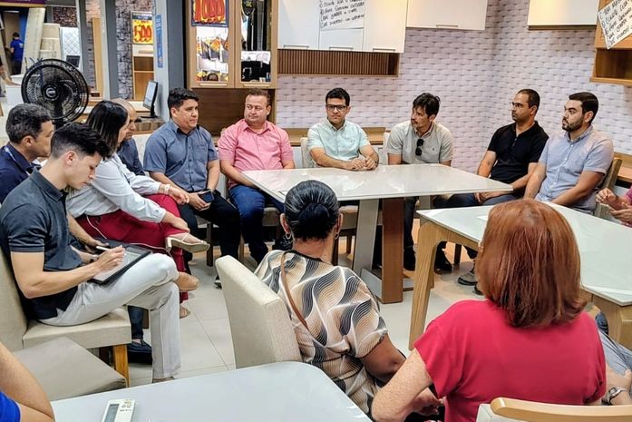Empresários do centro de Arapiraca se reúnem com prefeitura para alinhar ajustes na obra de revitalização do comércio