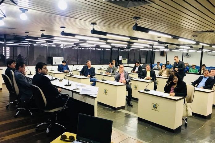 Resolução do Legislativo de Palmeira desautoriza decreto autônomo de Julio Cezar