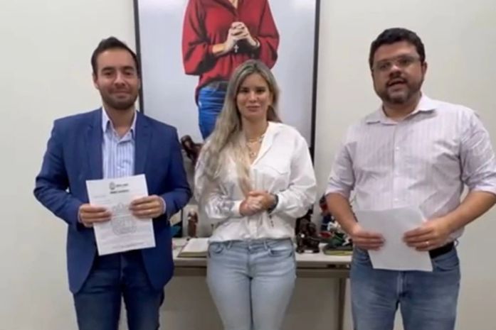 Prefeitura formaliza doação de terreno para construção da sede da Subseção da OAB em Atalaia