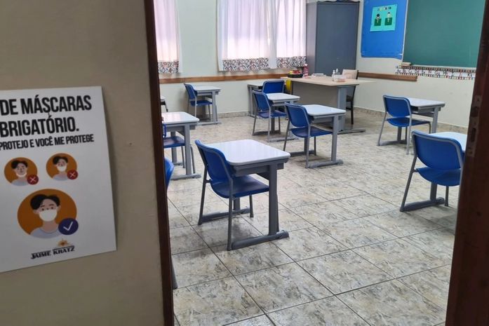 Salas do Instituto Jaime Kratz, em Campinas, passaram por desinfecção