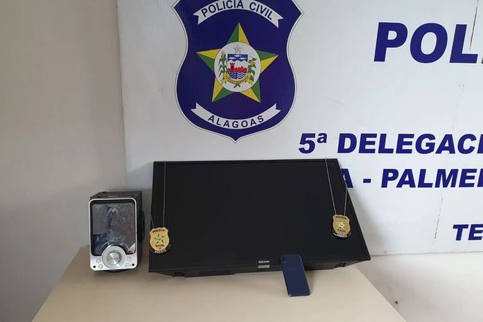 Polícia prende dois suspeitos de latrocínio contra corretor de imóveis no Agreste