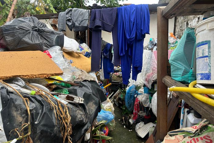 Seis toneladas de entulhos são recolhidas em residências no São Jorge, em Maceió