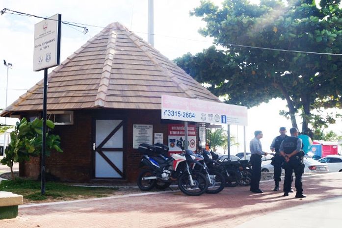 Dupla é presa após furtar farmácia na Ponta Verde