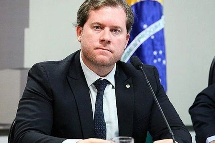 Marx  Beltrão cobra do governo federal medidas de garantia dos empregos no Brasil