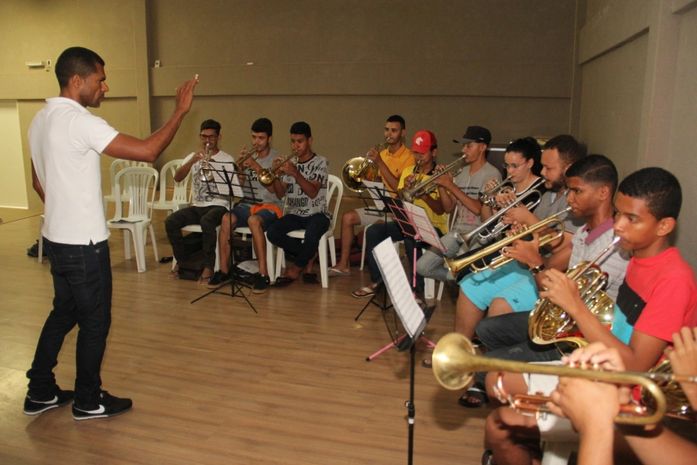 Alunos do curso de música realizam concerto neste domingo (25) em Arapiraca