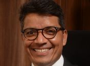 Trabalhador que atua no domingo da eleição tem direito de sair para votar sem desconto no salário

