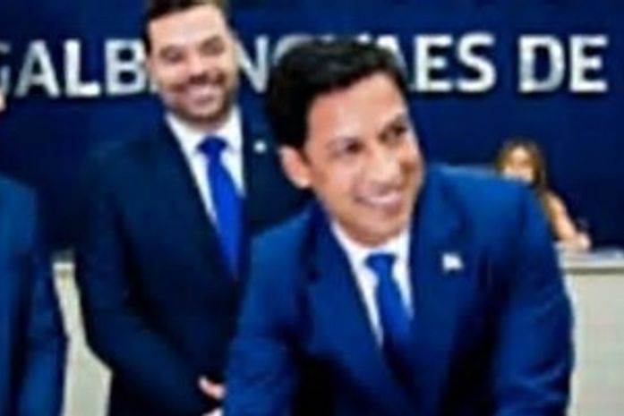 Oi, Prefeito Rodrigo Cunha. Tudo bem?