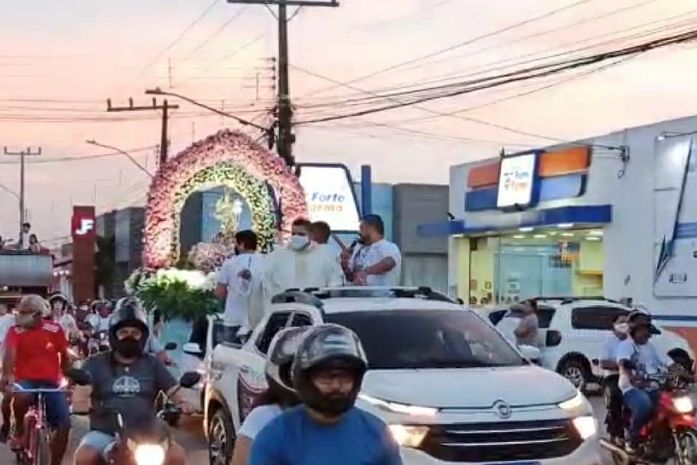 Festa de Nossa Senhora do Bom Conselho é encerrada com carreata pelas principais ruas de Arapiraca