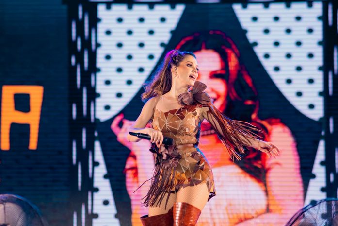 Millane Hora é atração no palco principal do Maior São João do Mundo em Campina Grande