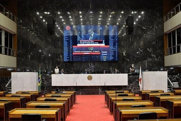 Minas aprova auxílio de R$ 600 para famílias em extrema pobreza; veja as regras