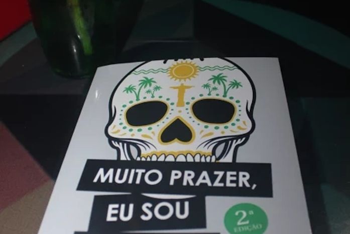 Capa do livro livro “Muito prazer, eu sou a morte”