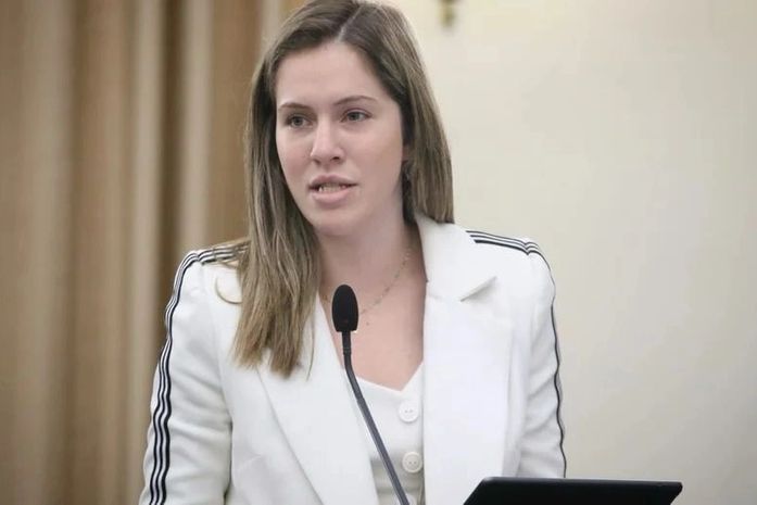 Cibele Moura solicita reabertura de Centro de Acolhimento para dependentes químicos em Santana do Ipanema, a pedido do vereador Mario Silva