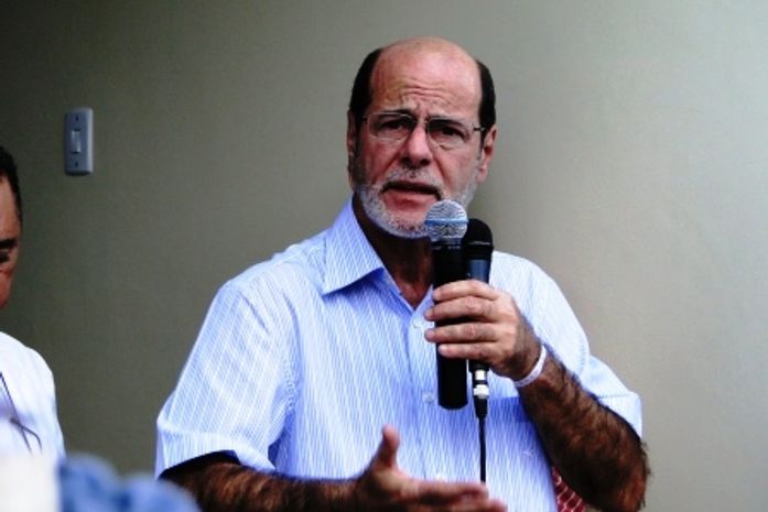 Com salários atrasados servidores da saúde podem paralisar em Arapiraca