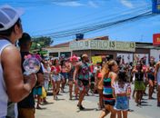 Bloco Bonecas do Biu leva famílias para a folia