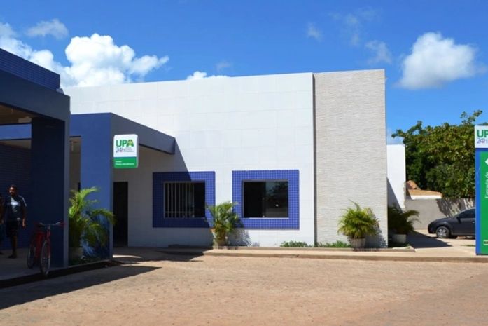Homem é alvejado por disparos de arma de fogo na porta de sua residência