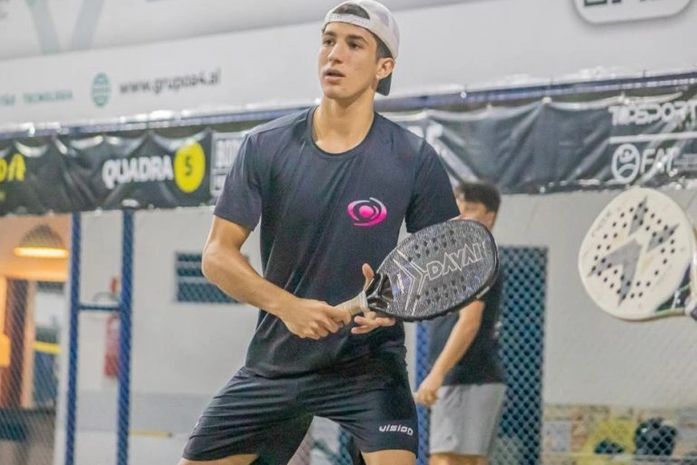 Arapiraquense se destaca no Beach Tennis e está entre os melhores do mundo