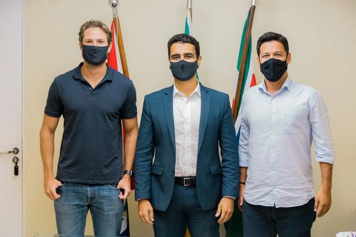 Pedro Vilela, JHC e Rodrigo Cunha