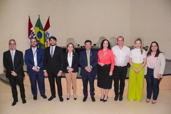 EJE e Ouvidoria dialogam com alunos da UFAL sobre atuação dos mesários