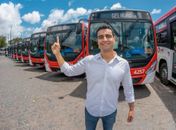 Prefeito JHC entrega 12 novos ônibus com ar-condicionado para as linhas do Benedito, Eustáquio e Clima Bom
