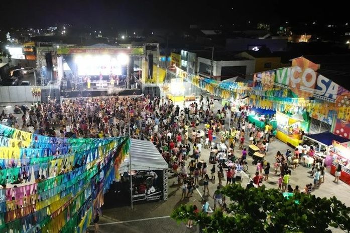 Viçosa entrega ao folião o melhor carnaval de rua do Vale do Paraíba