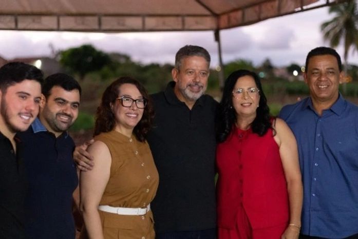 Investimentos garantidos por Arthur Lira fazem Lagoa da Canoa ganhar 4 km em pavimentação asfáltica
