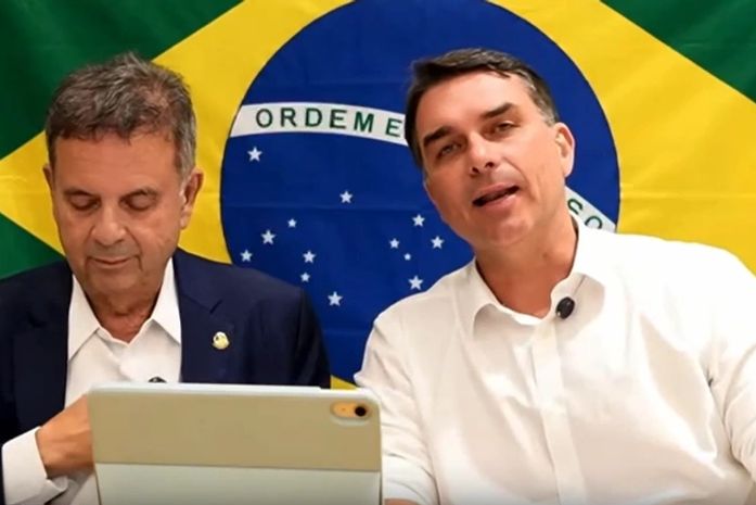 Flávio Bolsonaro anuncia apoio a Arthur Lira e Marina Candia e reforça articulações para 2026 em Alagoas