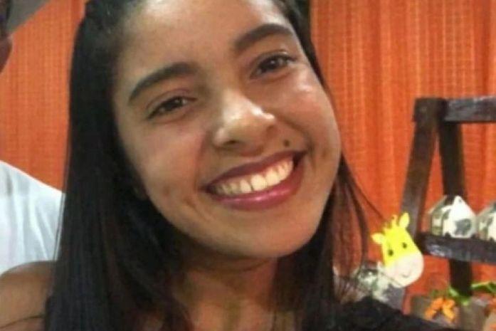 Vivian Evelin Santos Pereira