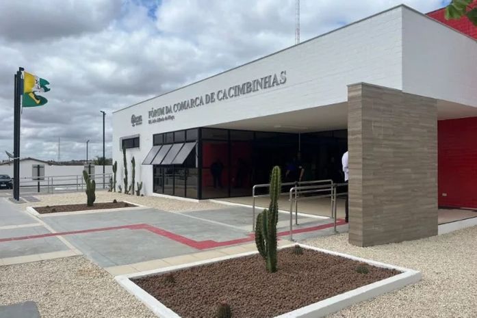 Acusado de matar adolescente por engano após dívida de R$ 20 é condenado a 30 anos