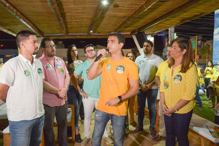 Com direito a carreata, JHC inaugura o “Espaço lado Bom” em Maceió