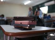 Celular na escola: publicadas diretrizes para educação digital e uso de celular
