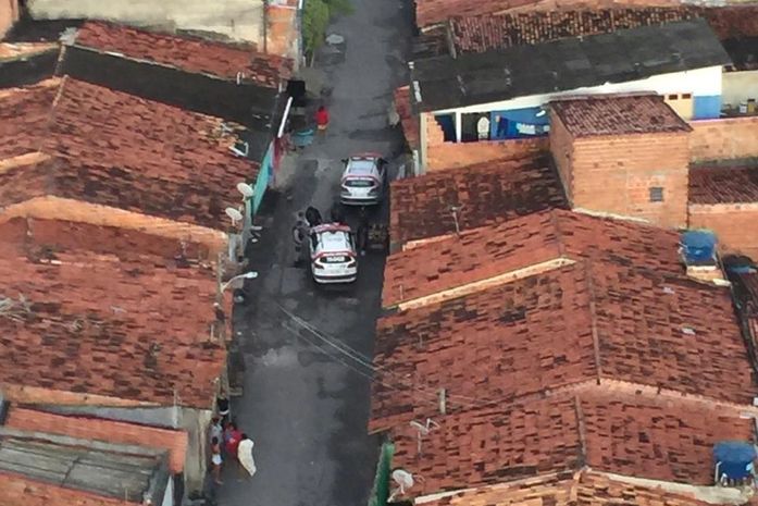 Operação integrada procura integrantes de facção criminosa na Jatiúca e Ponta Verde