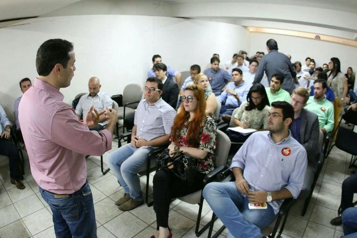 Jovens empresários conhecem propostas de Renan Filho