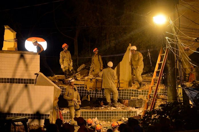 Sobe para 17 o número de desaparecidos em desabamento