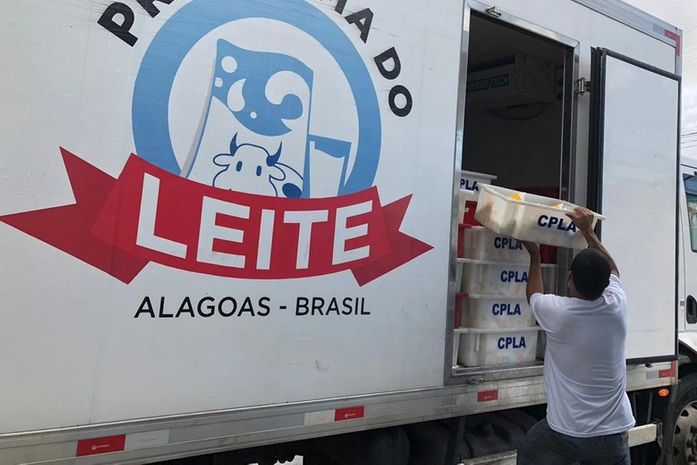 Paulo Dantas assegura R$ 5,1 mi para continuidade do Programa do Leite em 2023