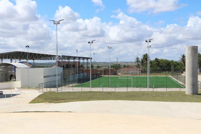 Prefeita Fabiana acelerou obras e entregou importantes serviços de infraestrutura à população